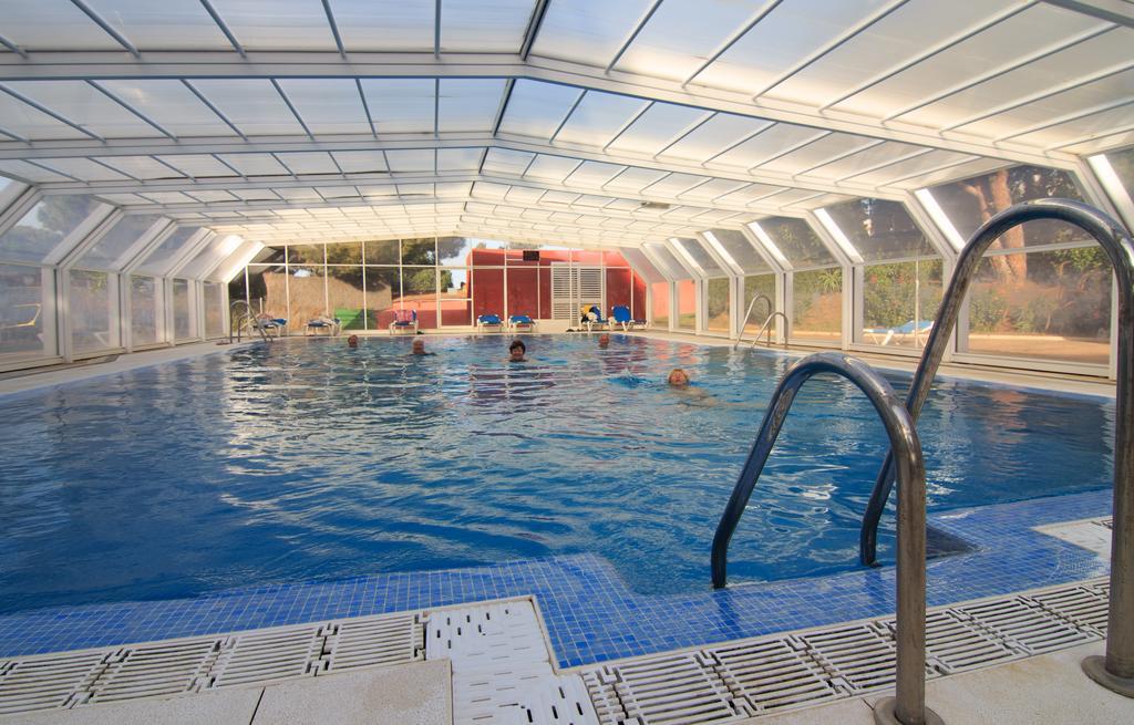 Complejo Turistico & Camping Cabopino Marbella Luaran gambar