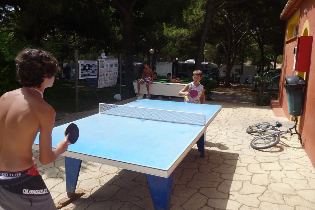 Complejo Turistico & Camping Cabopino Marbella Luaran gambar