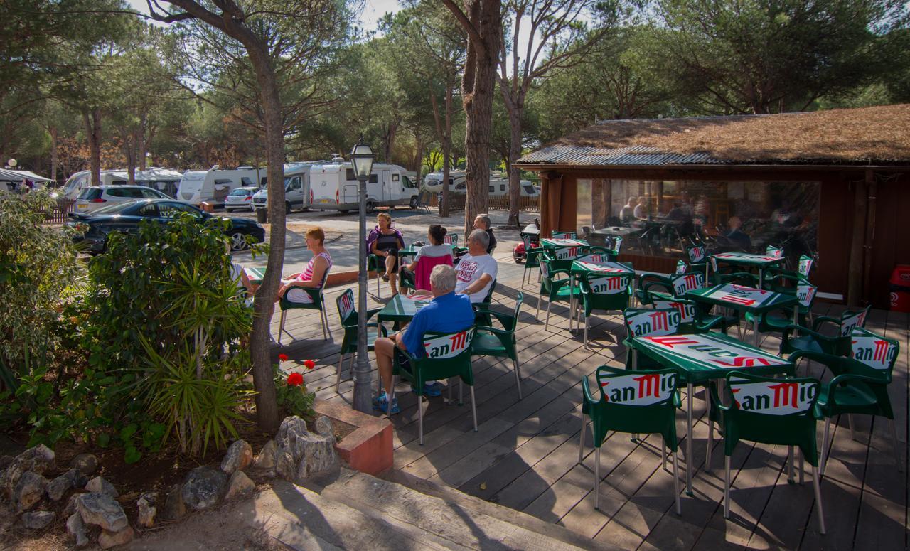 Complejo Turistico & Camping Cabopino Marbella Luaran gambar